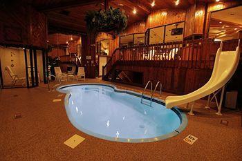 Sybaris Pool Suites Mequon Brown Deer Buitenkant foto